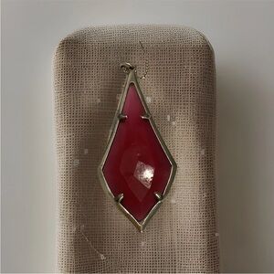 Kendra Scott Olivia Gold Long Pendant Necklace In Maroon Jade